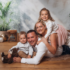 Family Marikovec Family Marikovec